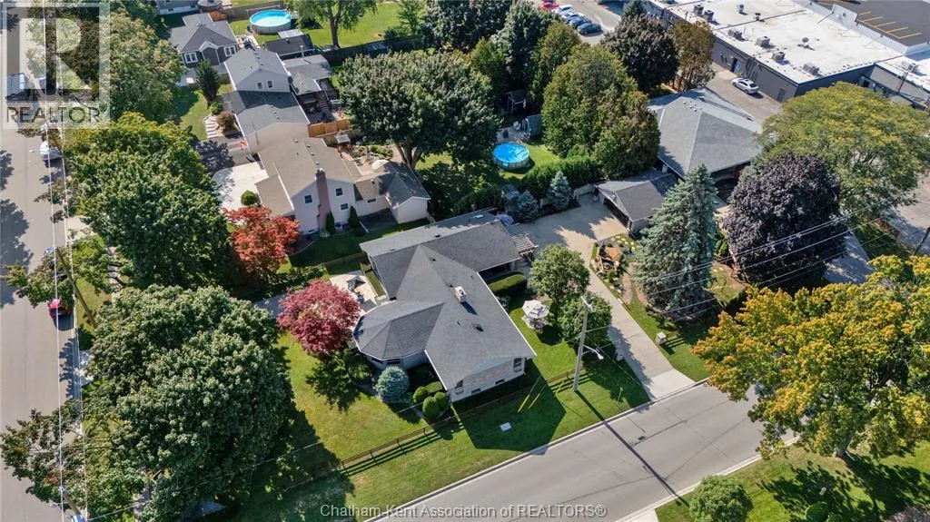 38 Glenwood DRIVE