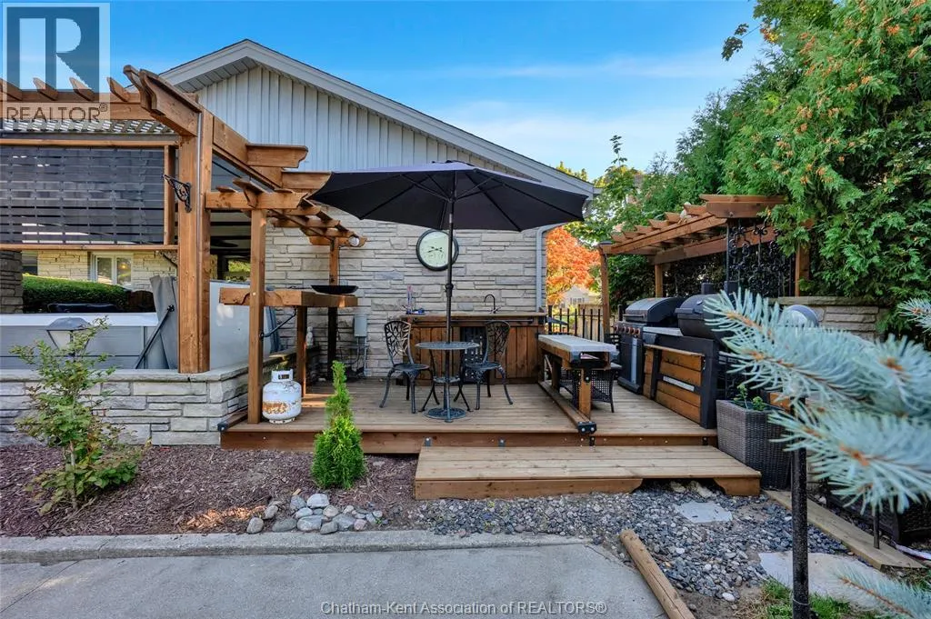 38 Glenwood DRIVE