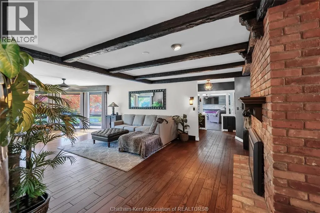 38 Glenwood DRIVE