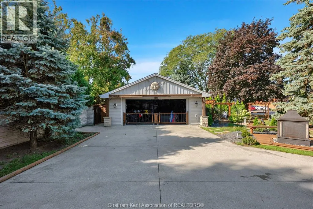 38 Glenwood DRIVE