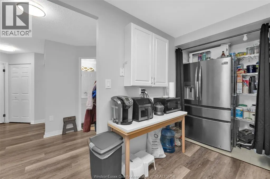 75 RIVERSIDE DRIVE East Unit# 702