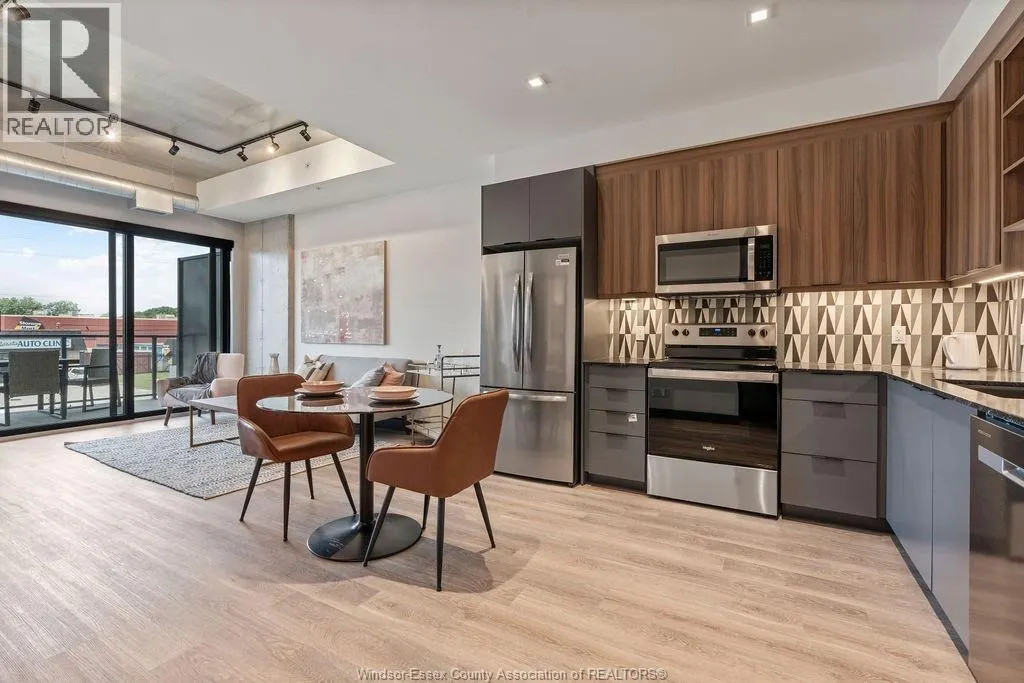 1624 LAUZON Unit# 110