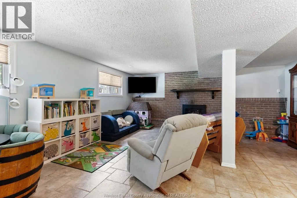 1336 BRIARWOOD