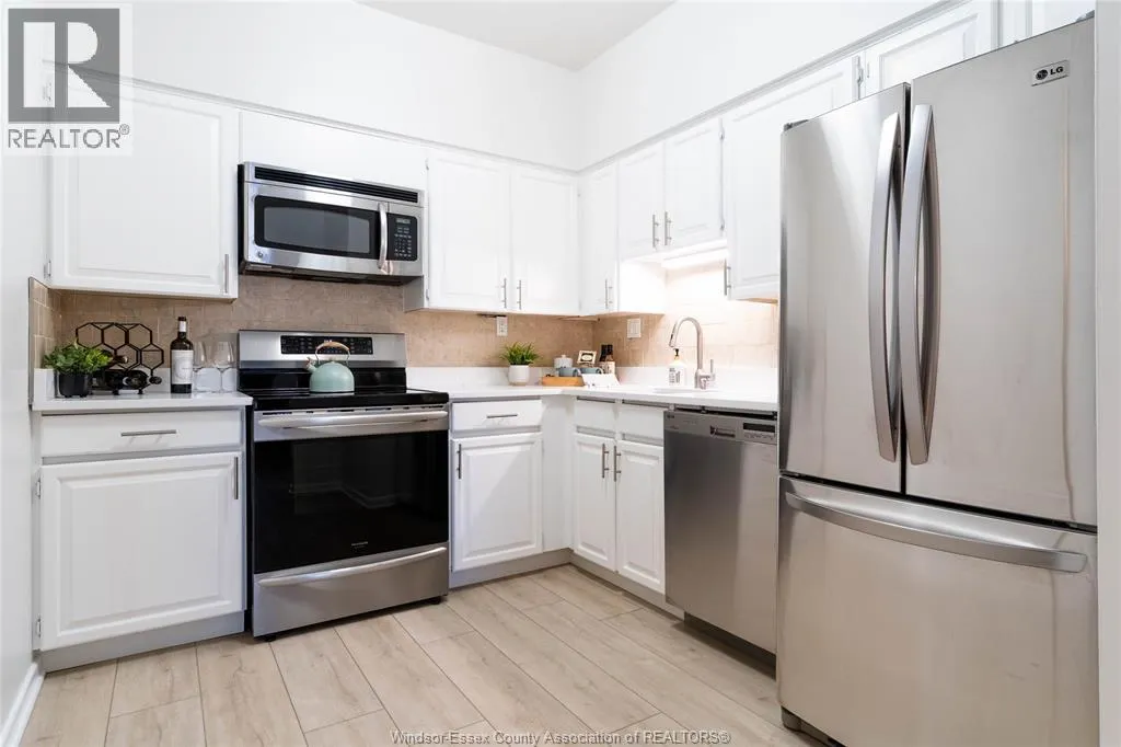 3663 RIVERSIDE DRIVE East Unit# 603