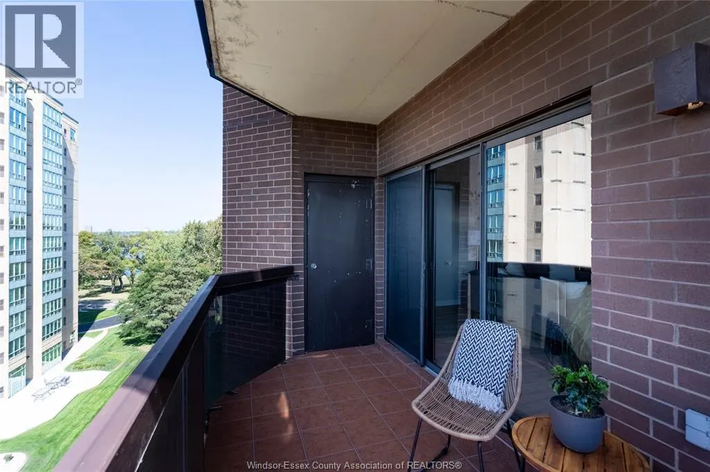 3663 RIVERSIDE DRIVE East Unit# 603
