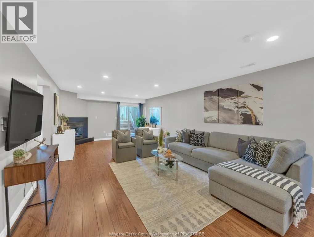 415 MERRILL AVENUE