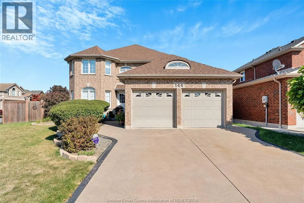 144 SHADY SPRING CRESCENT