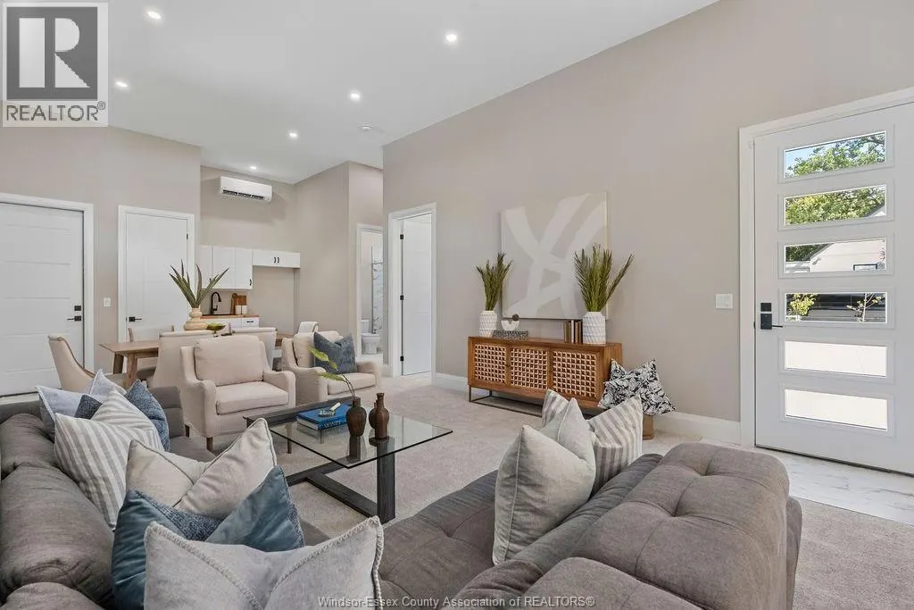 1014 LILYDALE