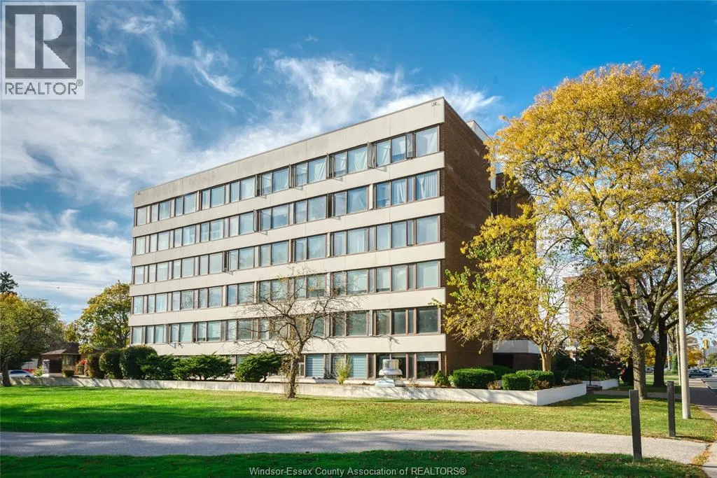 2144 PELISSIER Unit# 402