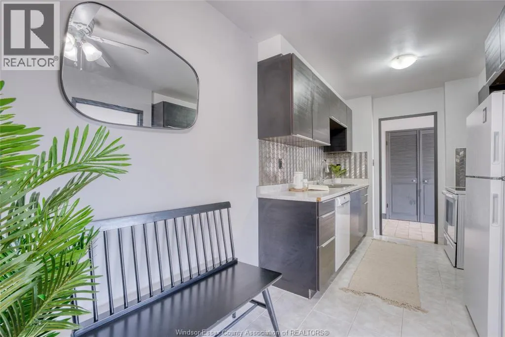 2144 PELISSIER Unit# 402
