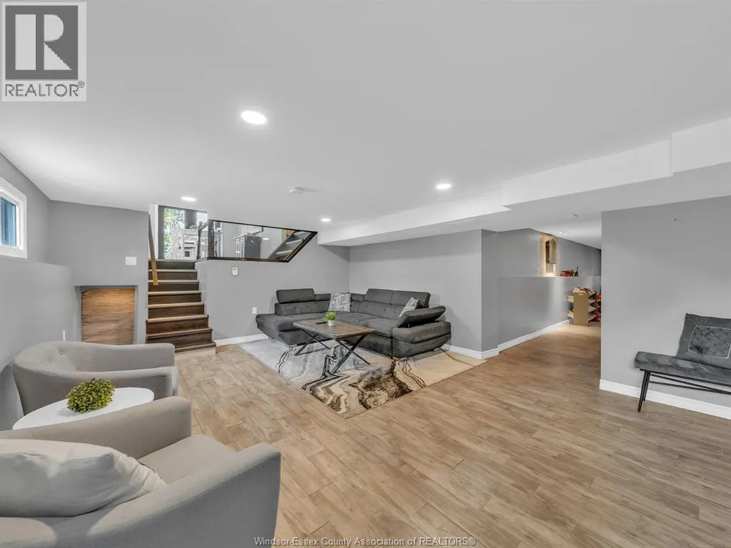 320 MAPLE STREET