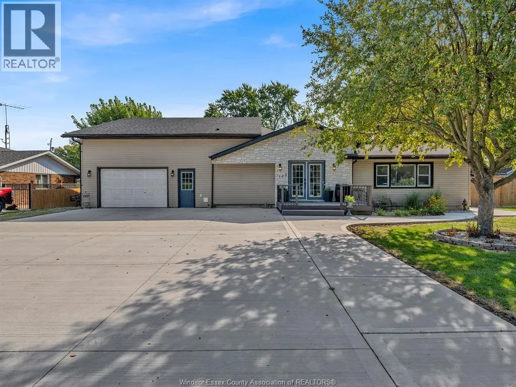 320 MAPLE STREET