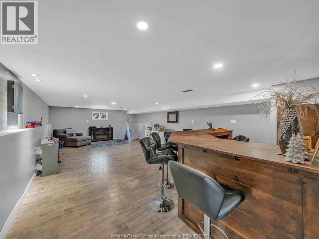 320 MAPLE STREET