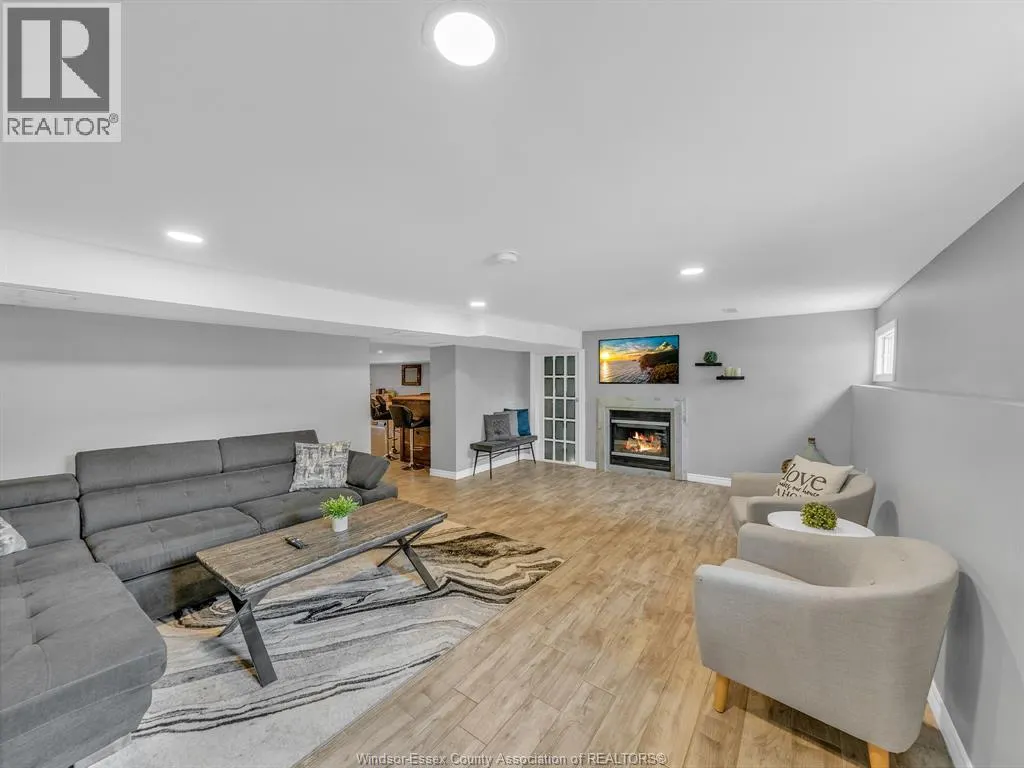 320 MAPLE STREET