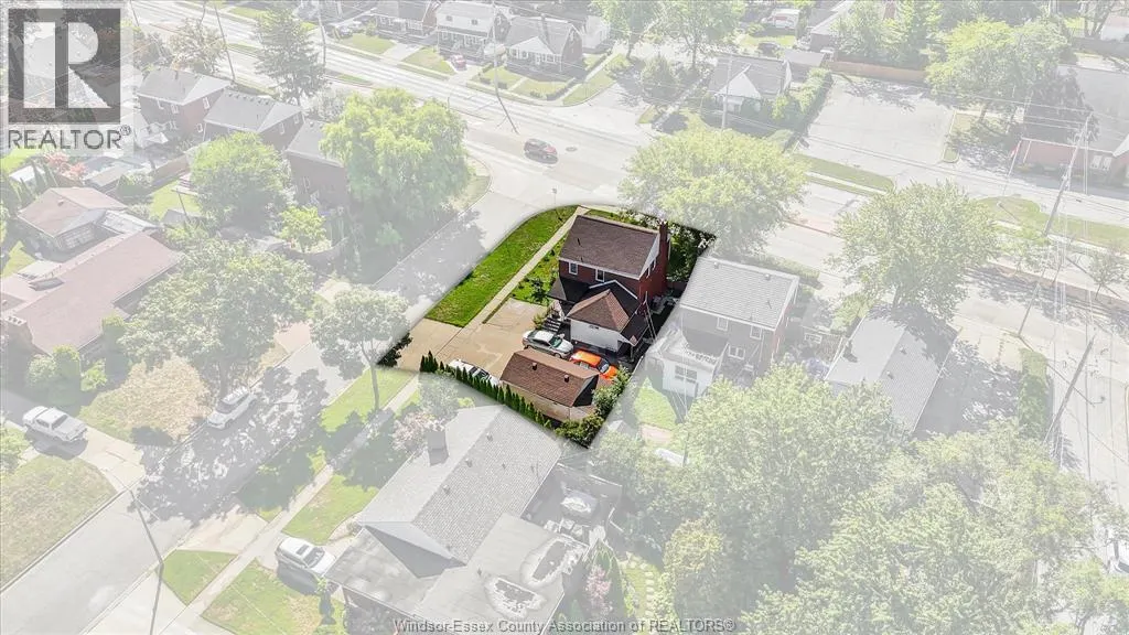 5188 WYANDOTTE