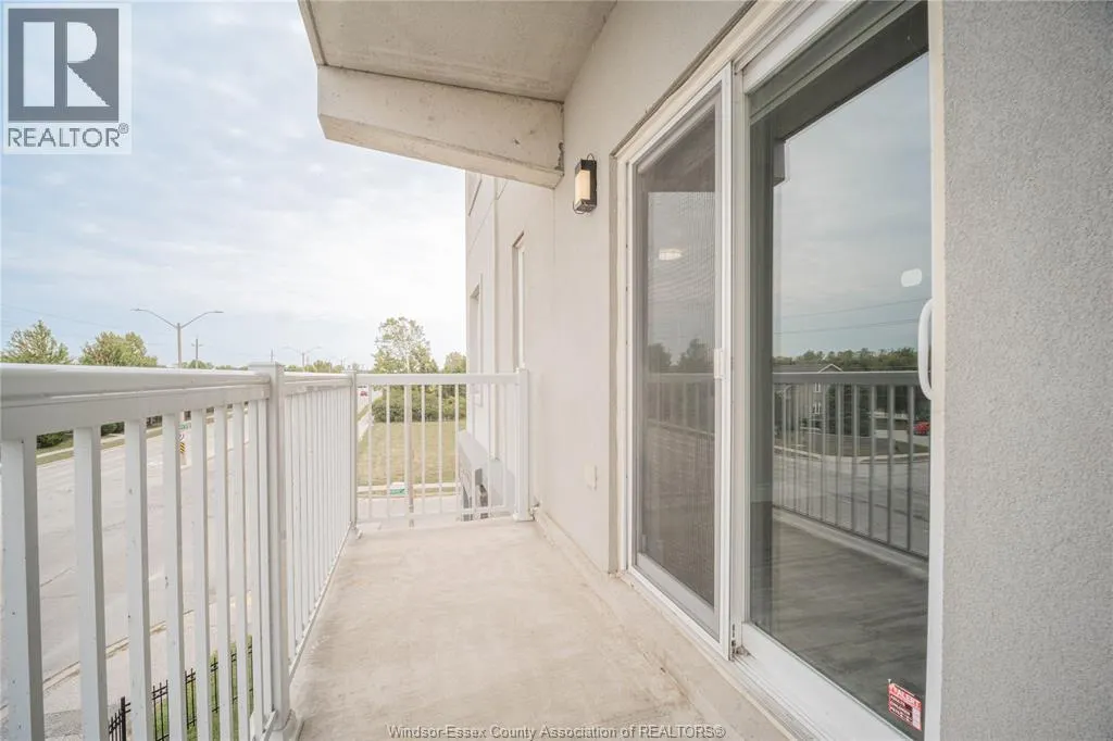 1675 BANWELL ROAD Unit# 306