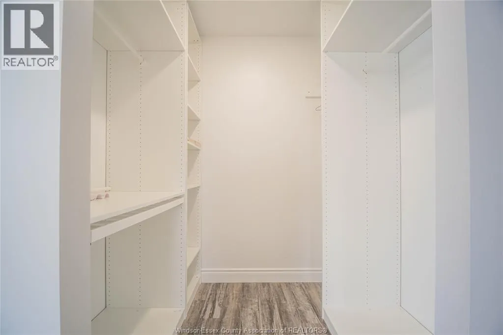 1675 BANWELL ROAD Unit# 306