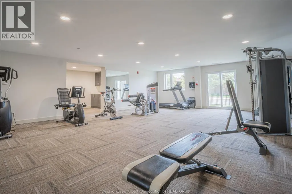 1675 BANWELL ROAD Unit# 306
