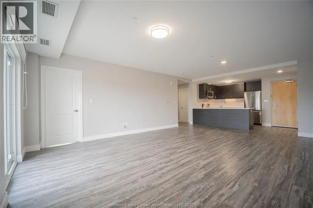 1675 BANWELL ROAD Unit# 306