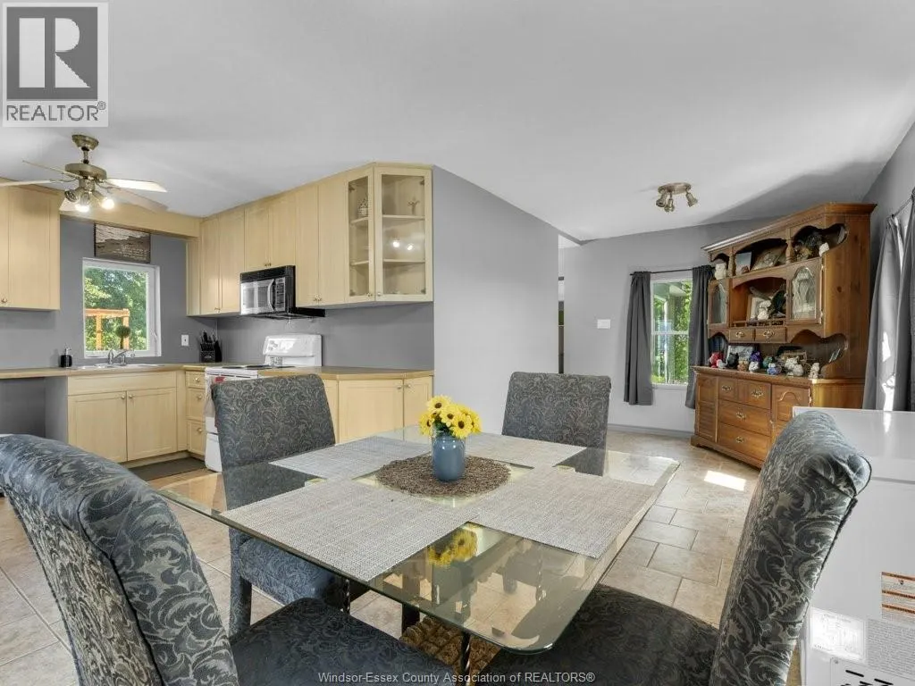 2294 SOUTH MIDDLE ROAD