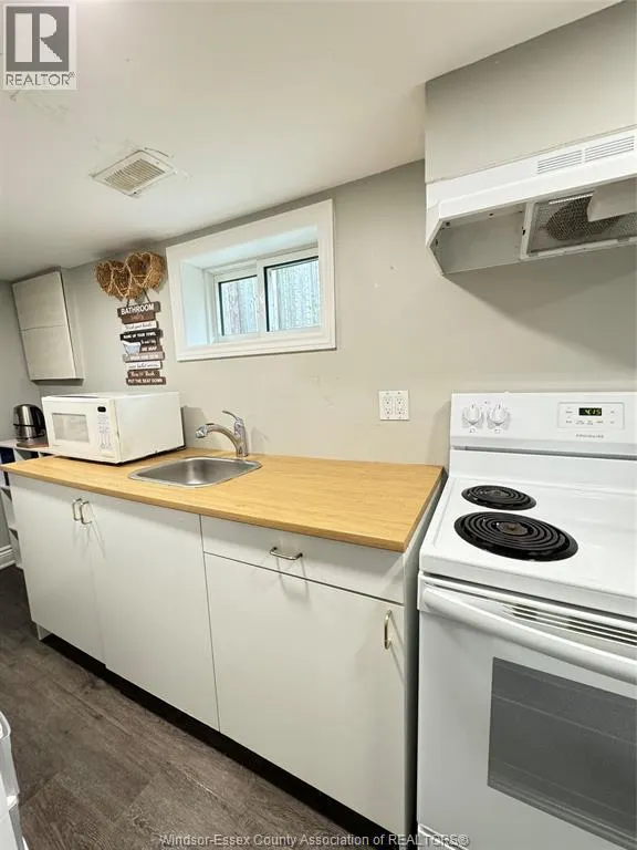946 ARTHUR Unit# 2