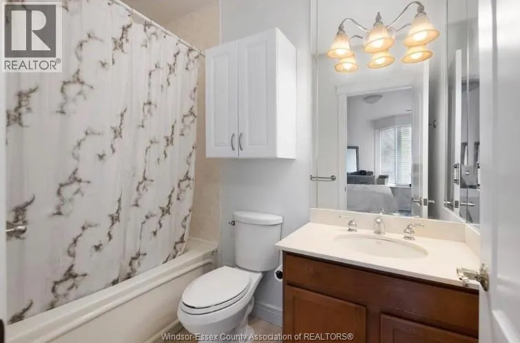 5055 RIVERSIDE DRIVE East Unit# 201