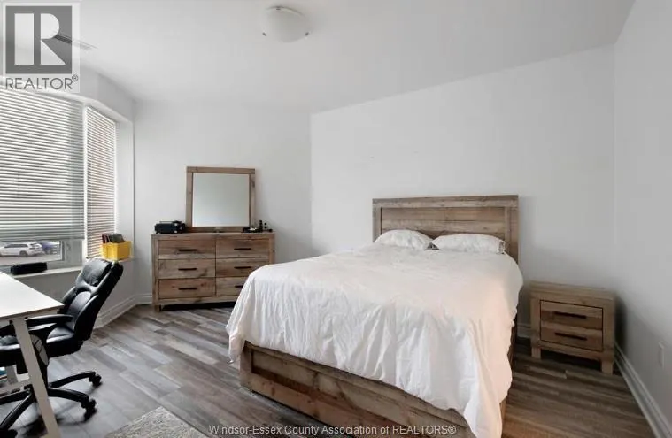 5055 RIVERSIDE DRIVE East Unit# 201