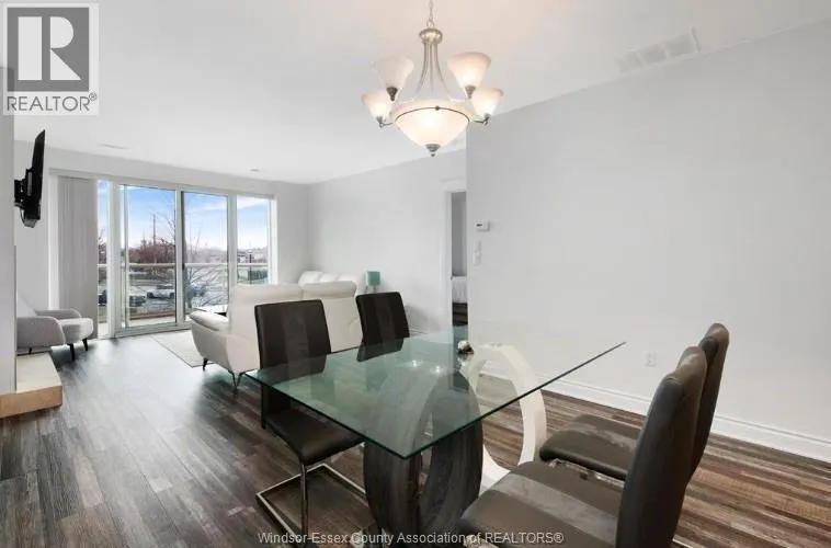 5055 RIVERSIDE DRIVE East Unit# 201