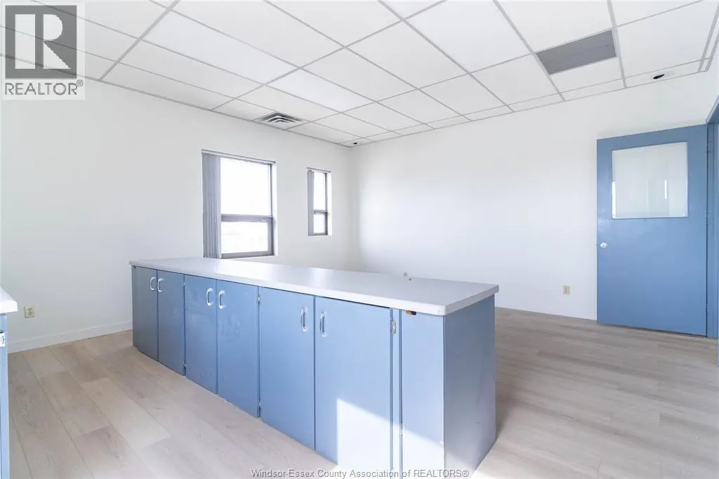 2594 HOWARD AVENUE Unit# UPPER