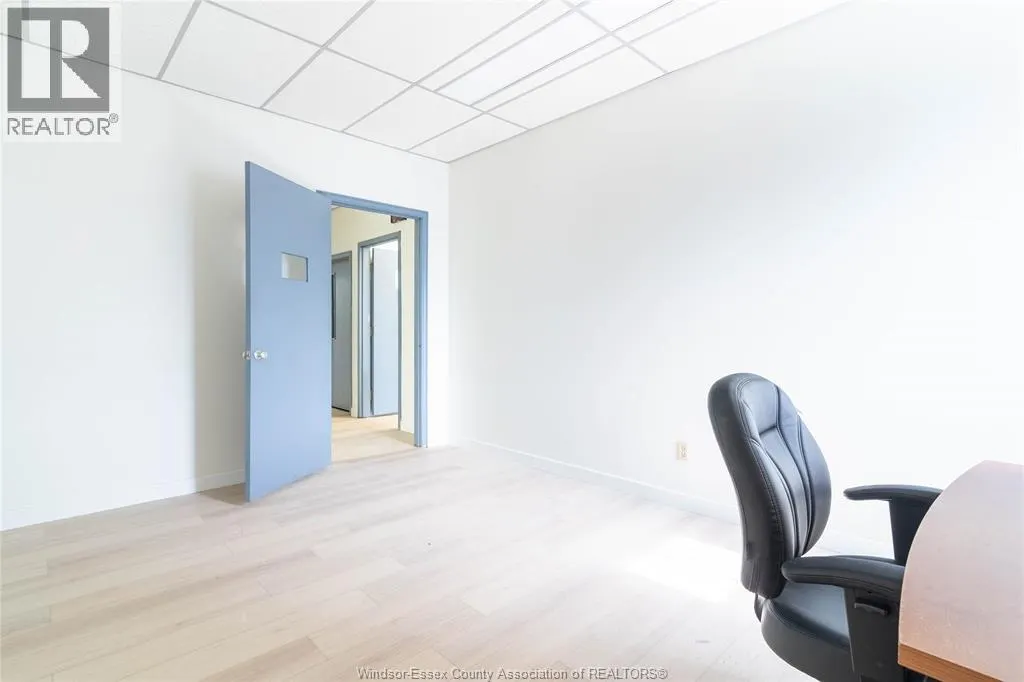 2594 HOWARD AVENUE Unit# UPPER