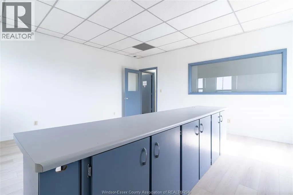 2594 HOWARD AVENUE Unit# UPPER