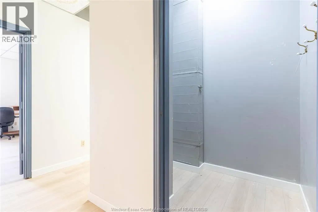 2594 HOWARD AVENUE Unit# UPPER