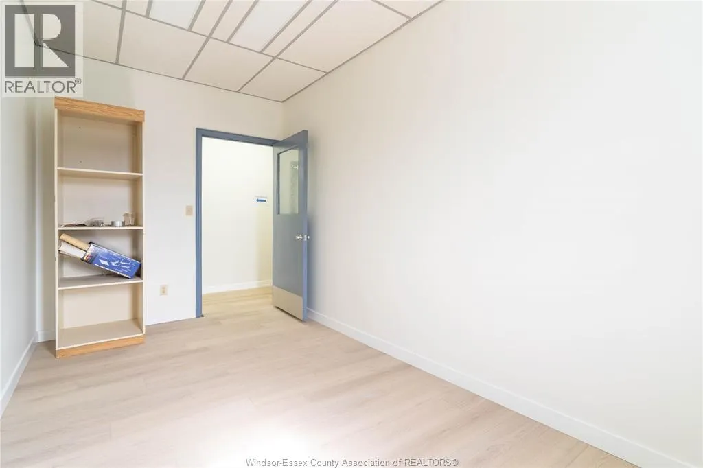 2594 HOWARD AVENUE Unit# UPPER