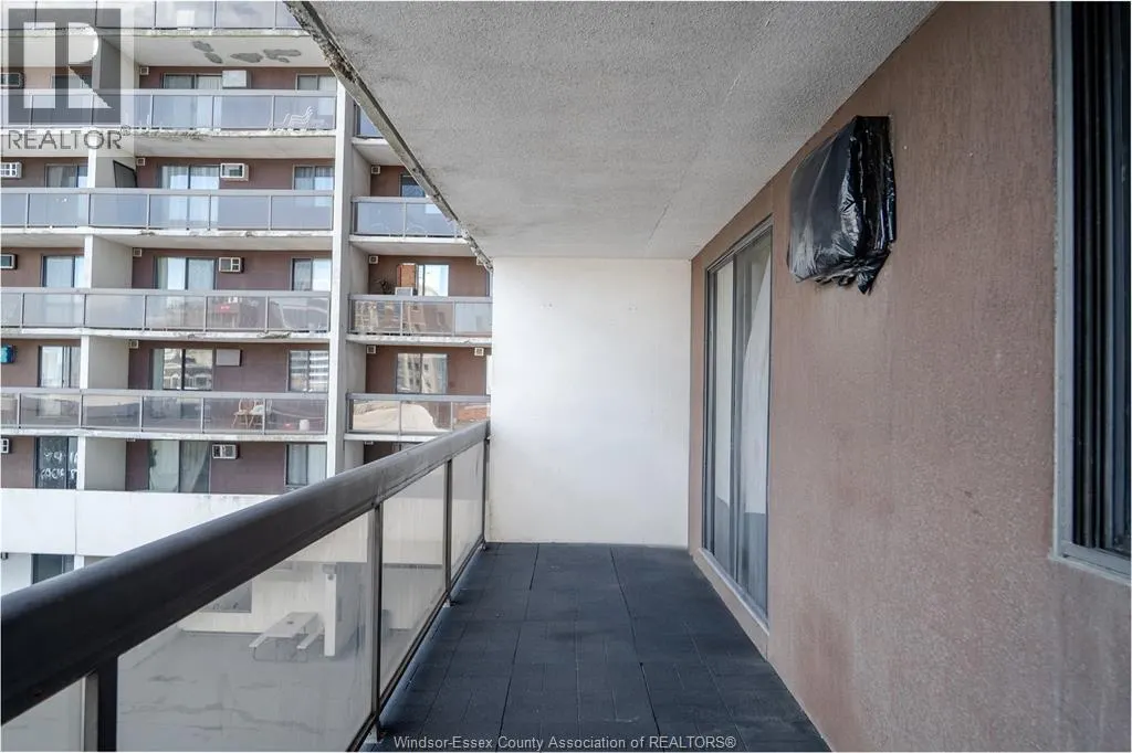 150 Park STREET Unit# 702