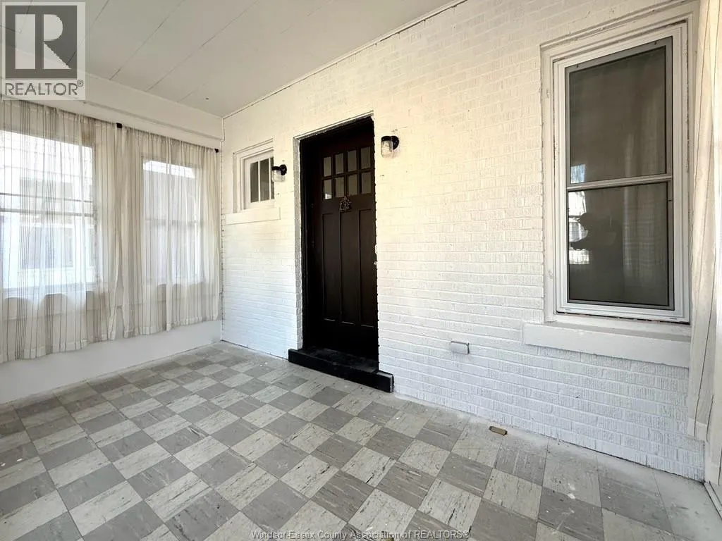 497 MCKAY AVENUE