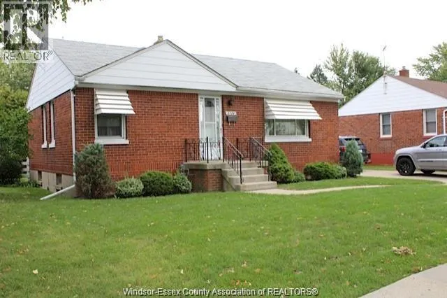 2724 DOMINION BLVD