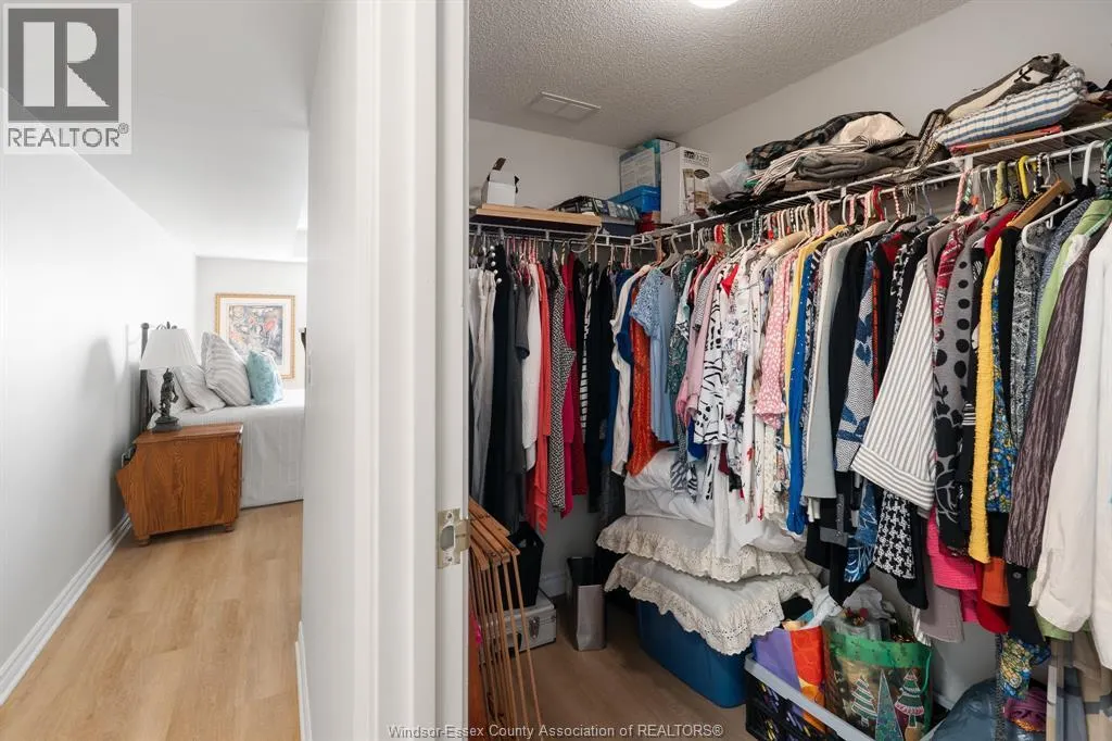 99 Robson ROAD Unit# 303