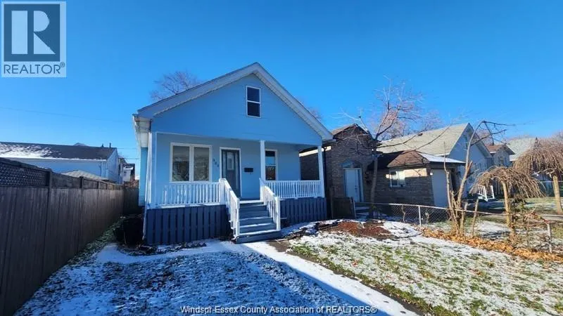 989 OAK AVE Unit# LOWER