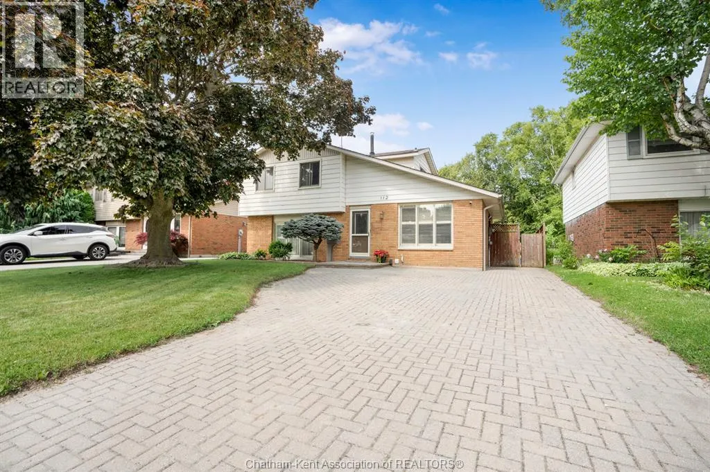 112 Parry DRIVE