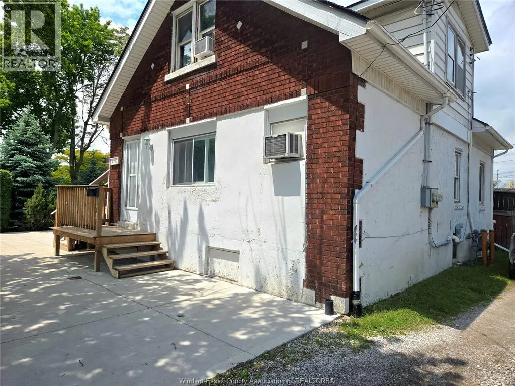 476 HYDE Unit# LOWER