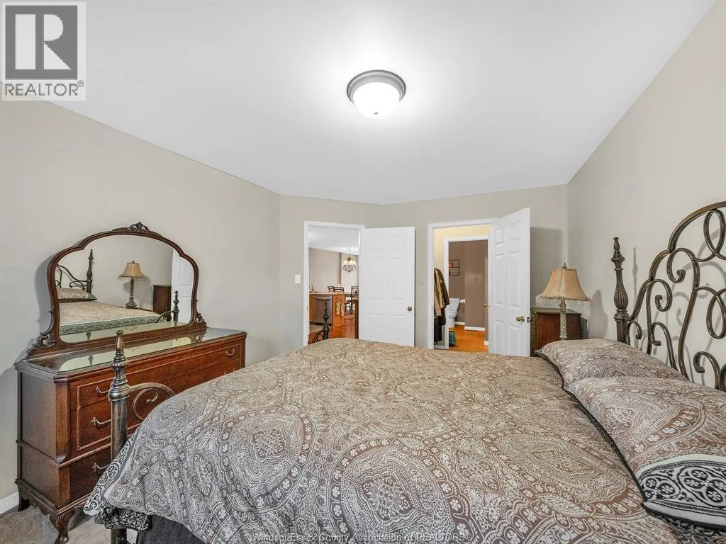 1407 Mickaila CRESCENT