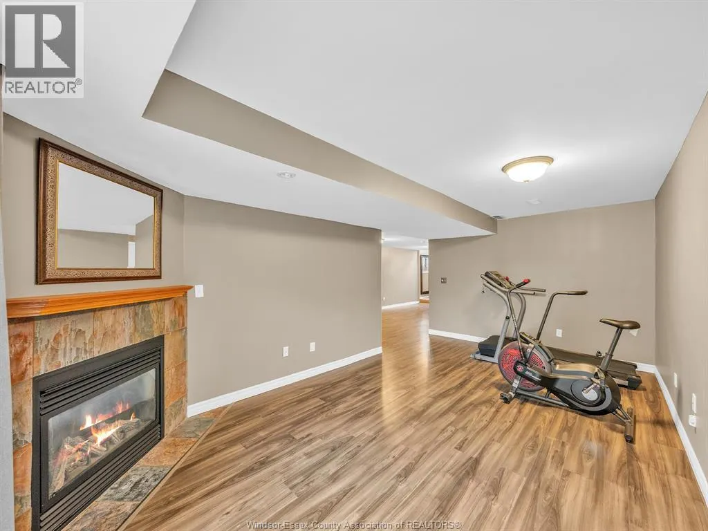 1407 Mickaila CRESCENT