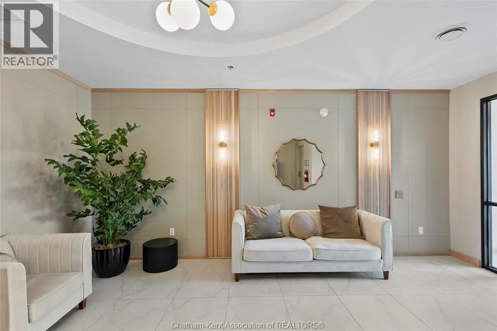 364 Grand AVENUE East Unit# 312