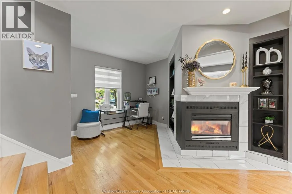 859 MONMOUTH