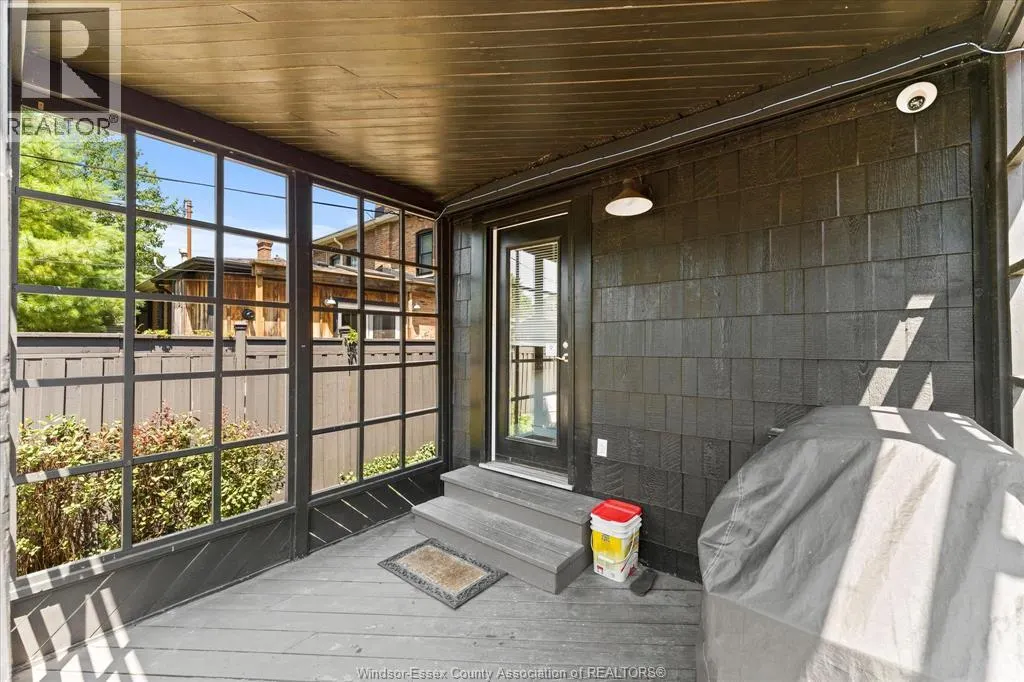 859 MONMOUTH