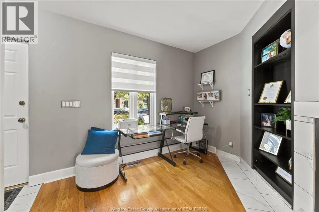 859 MONMOUTH