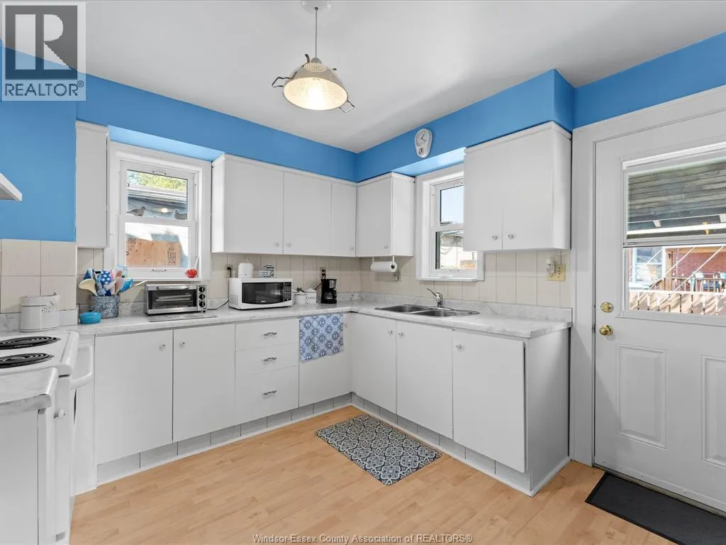1506 YORK