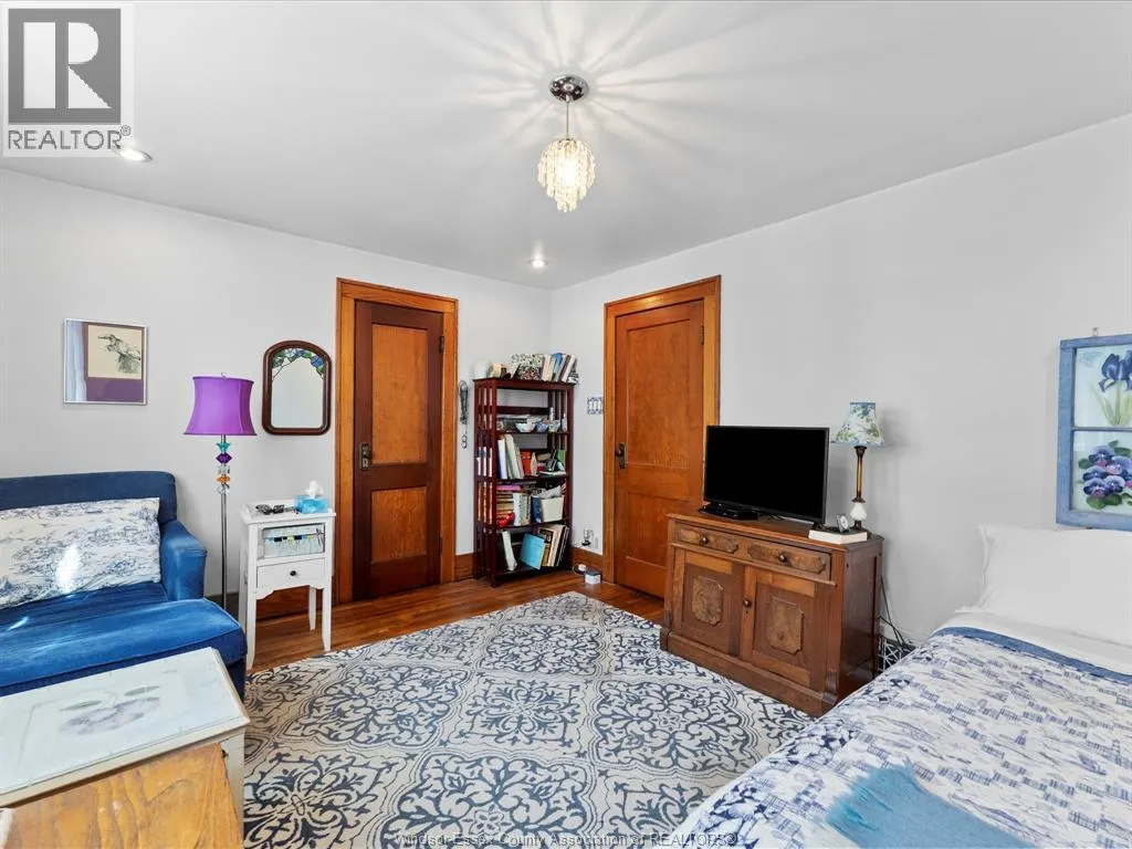 1506 YORK