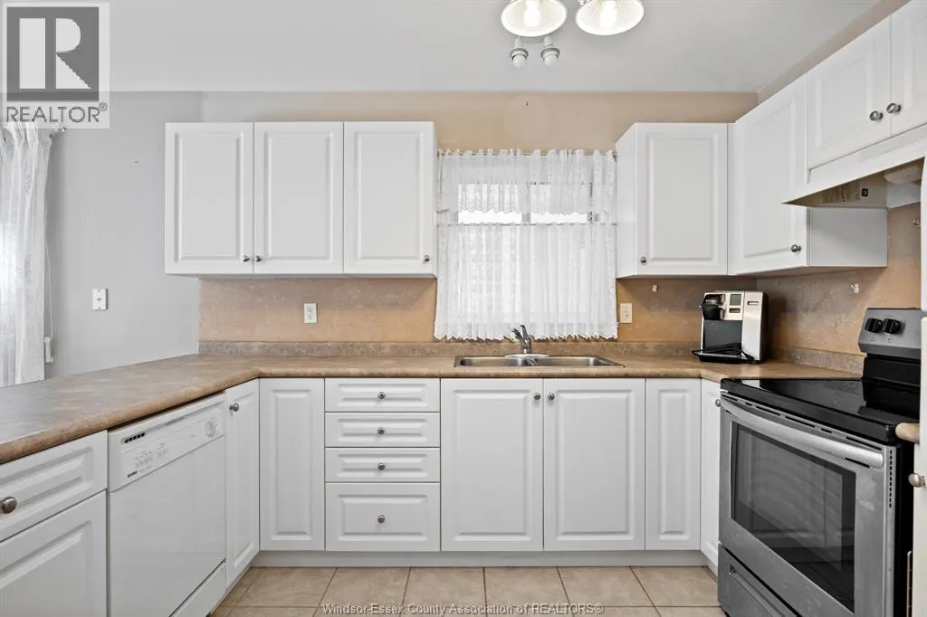 1720 KIRKLAND