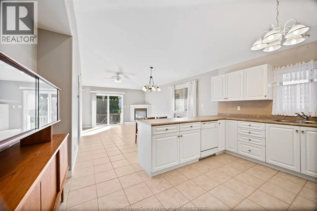 1720 KIRKLAND